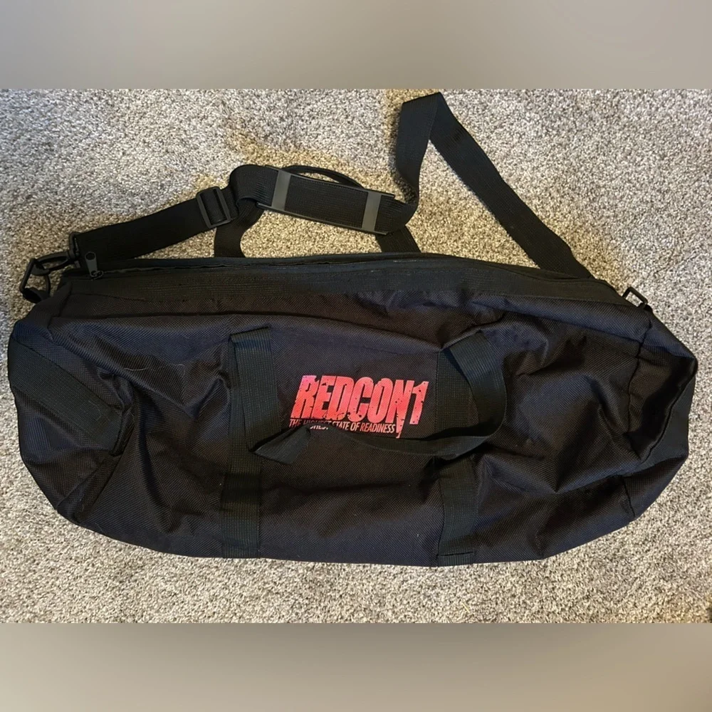 Redcon supplements black duffle gym bag